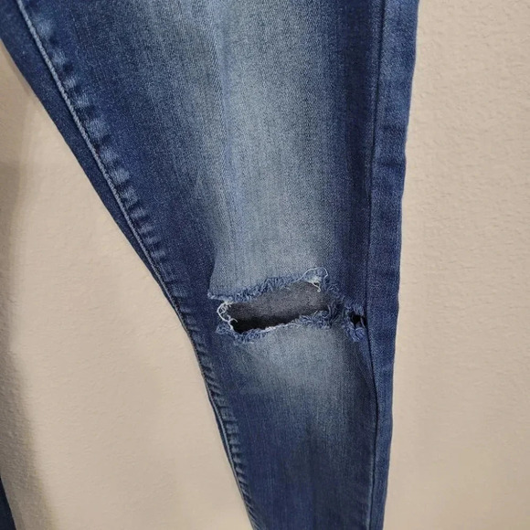 KanCan Skinny Jeans - Picture 7 of 13